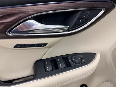 Certified 2023 Buick Envision Avenir image 25