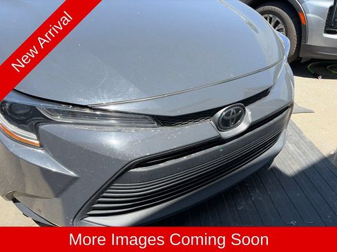 Used 2024 Toyota Corolla LE FWD image 5