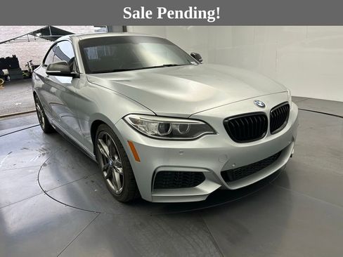 Used 2016 BMW M235i Coupe image 7