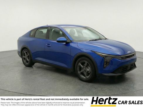 Used 2025 Kia K4 LXS FWD image 1