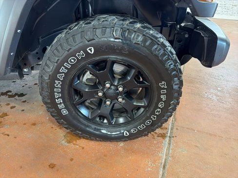 Used 2022 Jeep Wrangler Unlimited Sport AWD/4WD image 10
