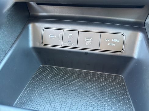 New 2026 Hyundai Tucson SE image 21