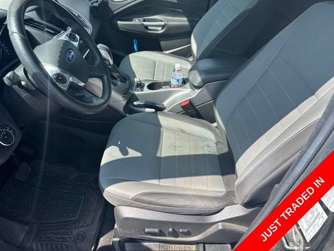 Used 2016 Ford Escape SE w/ Equipment Group 201A AWD/4WD image 11