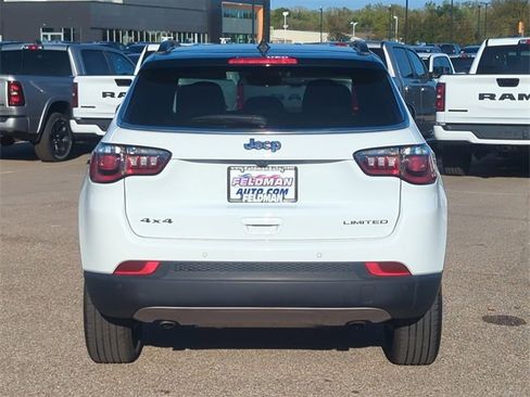 Certified 2024 Jeep Compass Limited image 4
