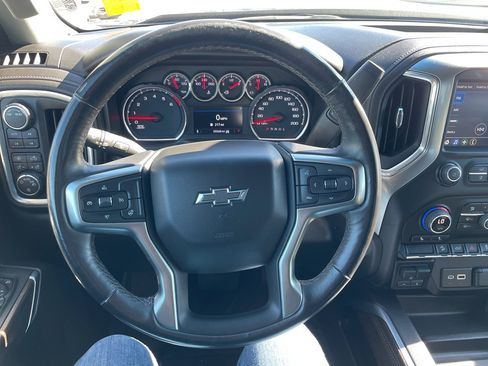 Used 2021 Chevrolet Silverado 1500 RST image 20