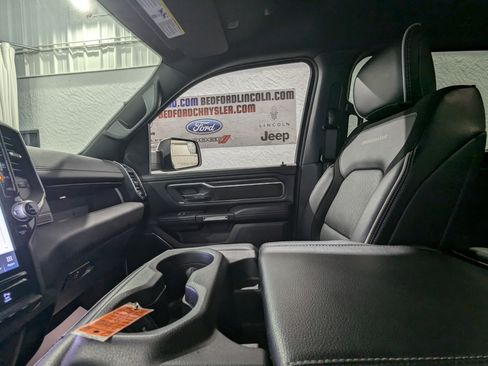 Used 2025 RAM 1500 Laramie image 24