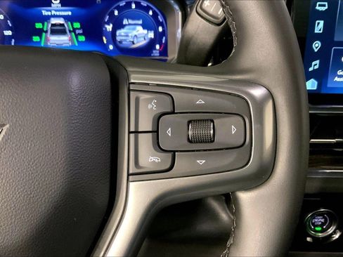 Used 2024 Chevrolet Silverado 1500 LT AWD/4WD image 19