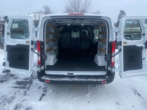 Used 2024 Ford Transit 250 T-250 130 Low Rf 9070 GVWR RW w/ Exterior Upgrade Package image 11
