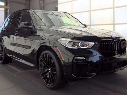 Used 2020 BMW X5 M50i w/ Executive Package AWD/4WD image 2