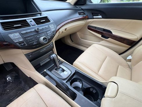Used 2010 Honda Crosstour EX-L image 15