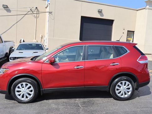 Used 2015 Nissan Rogue S AWD/4WD image 4