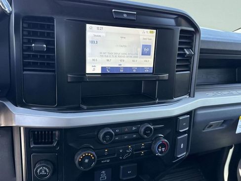 New 2026 Ford F250 XL w/ 360-Degree Camera Package RWD image 30