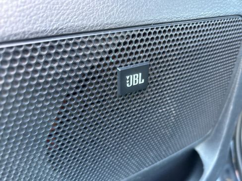 Used 2016 Toyota Tundra Limited w/ Limited Premium Package image 21