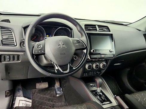 Used 2024 Mitsubishi Outlander Sport LE image 11