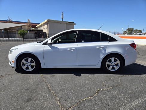 Used 2013 Chevrolet Cruze LT w/ Technology Package image 2