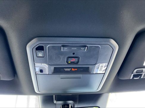 New 2026 Toyota Tundra Limited AWD/4WD image 18