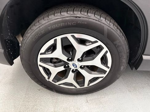 Used 2023 Subaru Forester Premium AWD/4WD image 15