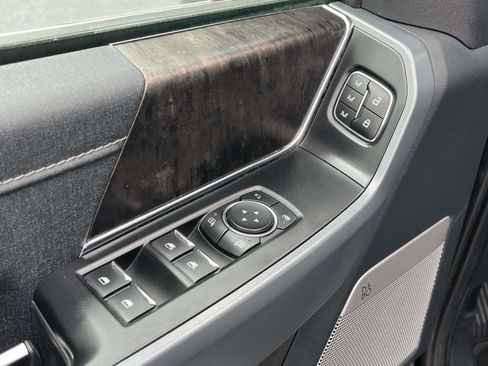 Used 2023 Ford F150 Lariat image 15