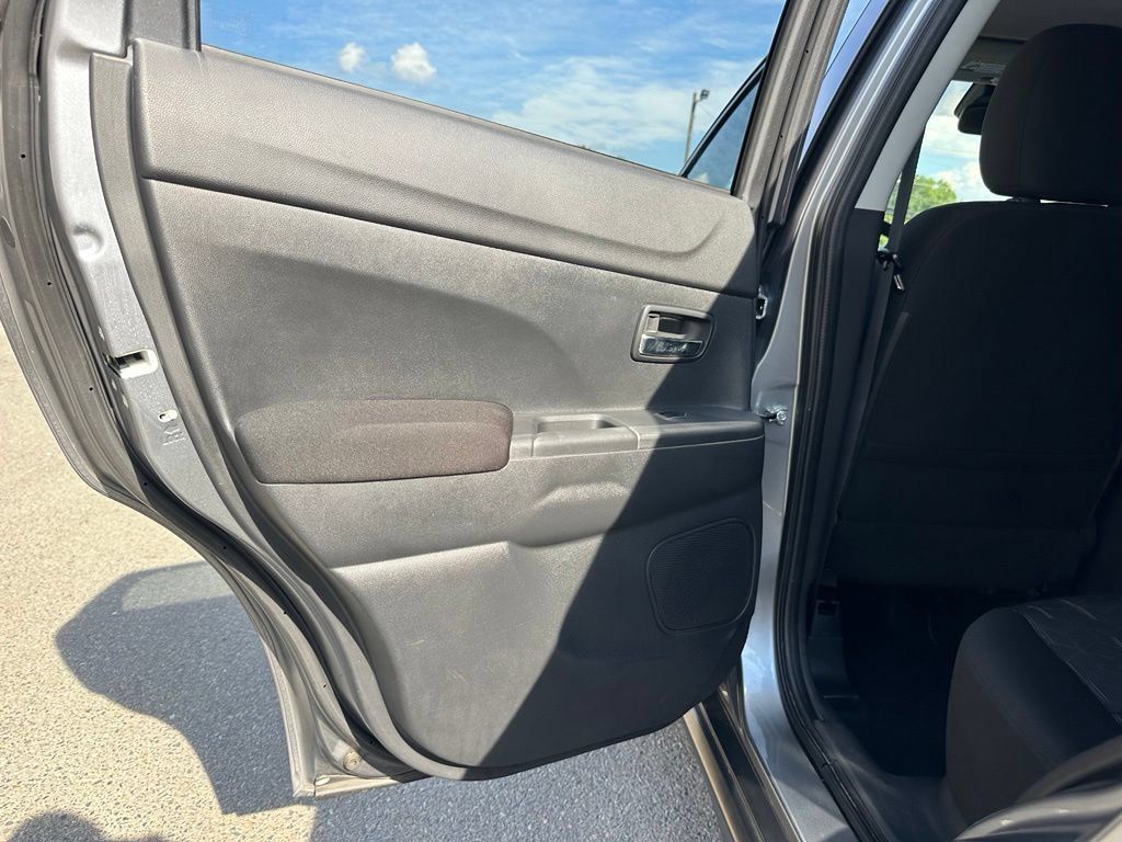 Used 2024 Mitsubishi Outlander Sport ES AWD/4WD image 20