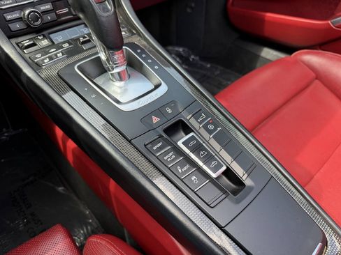 Used 2015 Porsche 911 Turbo S AWD/4WD image 24