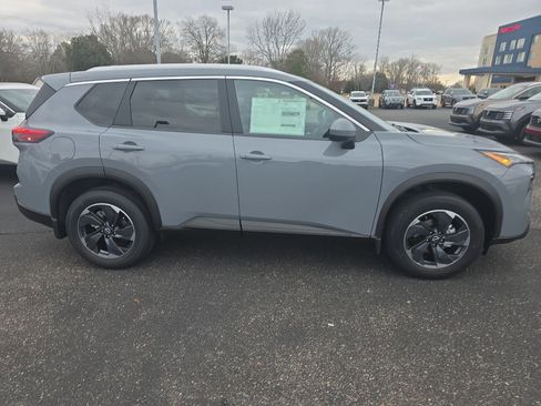 New 2026 Nissan Rogue SV w/ SV Premium Package image 2