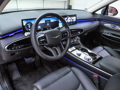 Certified 2026 Genesis GV70 2.5T AWD/4WD image 2
