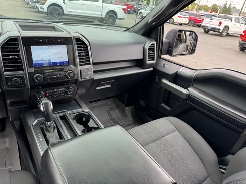 Used 2020 Ford F150 XLT w/ Equipment Group 302A Luxury AWD/4WD image 25