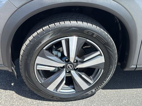 Used 2023 Nissan Rogue SL w/ SL Premium Package AWD/4WD image 10