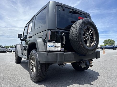 Used 2014 Jeep Wrangler Unlimited Sport AWD/4WD image 8