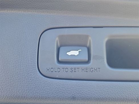 Used 2024 Honda CR-V EX-L image 32