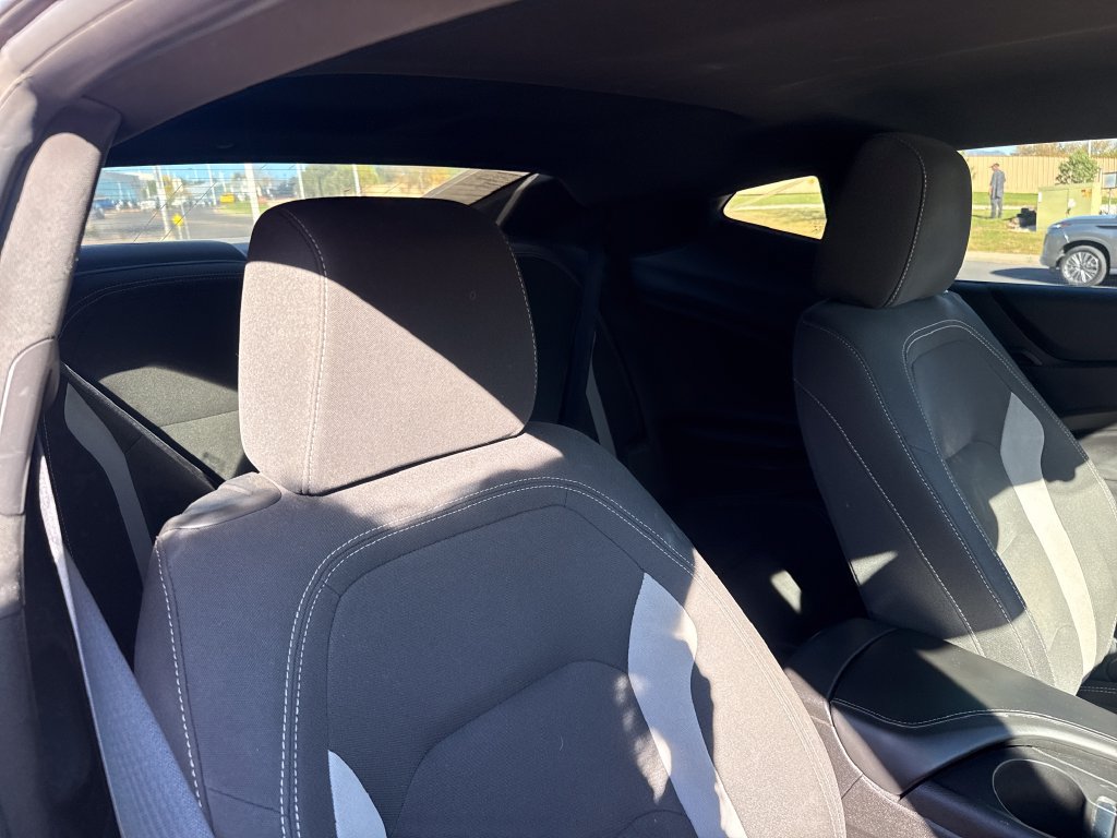 Used 2019 Chevrolet Camaro LT RWD image 22