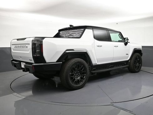 Certified 2025 GMC Hummer EV 2X AWD/4WD image 5