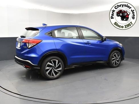 Used 2019 Honda HR-V Sport image 6