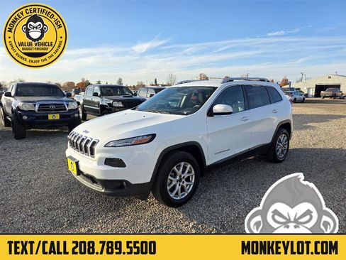 Used 2015 Jeep Cherokee Latitude image 1