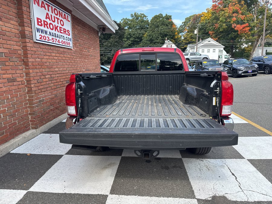 Used 2016 Toyota Tacoma SR5 w/ Towing Package AWD/4WD image 11