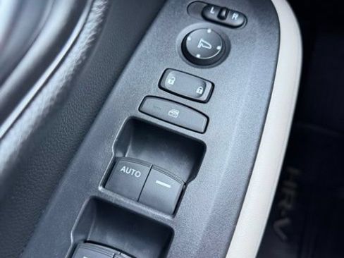 Used 2024 Honda HR-V LX image 18