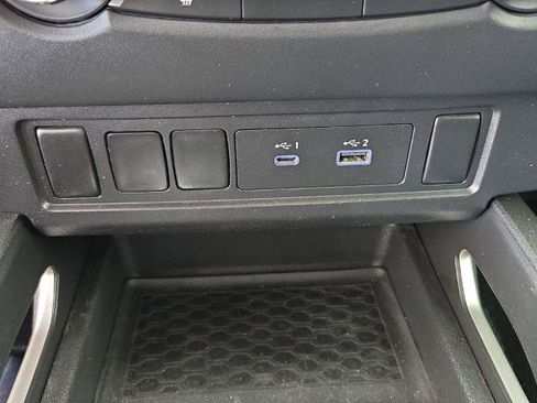 Certified 2024 Nissan Frontier SV RWD image 29