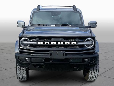 Used 2022 Ford Bronco Outer Banks image 3