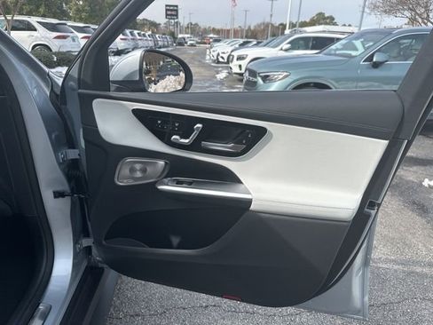 New 2026 Mercedes-Benz GLC 300 4MATIC image 32