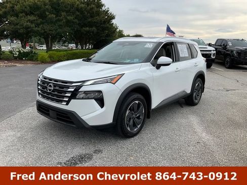 Used 2026 Nissan Rogue SV w/ SV Premium Package FWD image 1