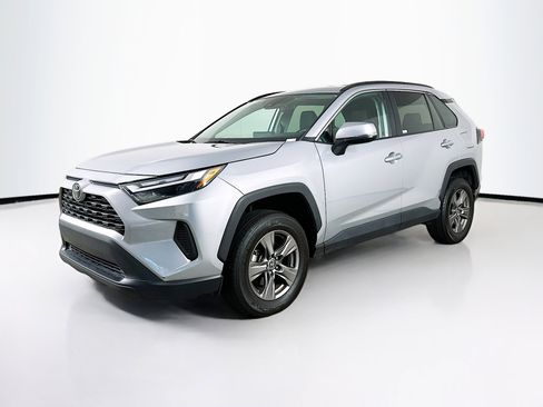 Used 2024 Toyota RAV4 XLE image 3