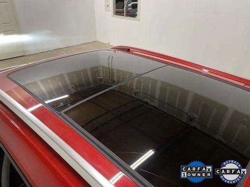 Used 2024 Volkswagen Taos SE image 24