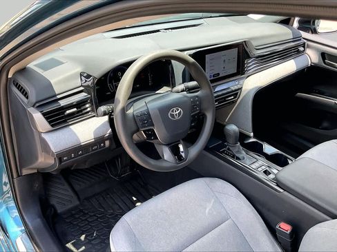 Used 2026 Toyota Camry LE w/ Convenience Package FWD image 17