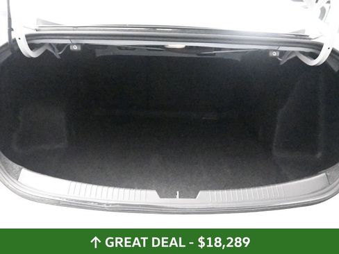 Used 2024 Chevrolet Malibu LT image 26