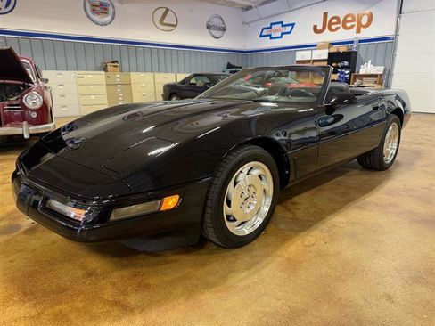 Used 1996 Chevrolet Corvette Coupe RWD image 20
