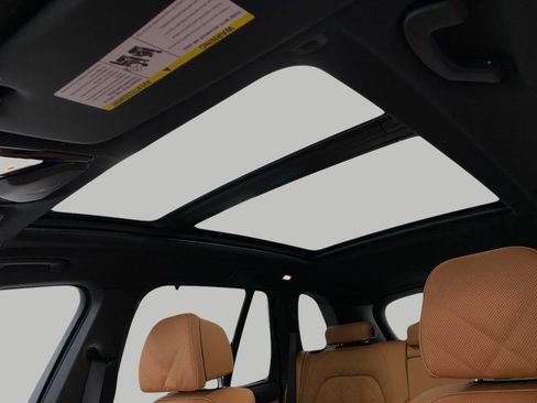 New 2026 BMW X5 M60i image 33