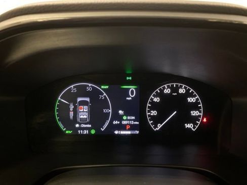 Used 2024 Honda CR-V Sport Touring image 9