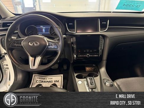 Used 2025 INFINITI QX50 Luxe AWD/4WD image 13