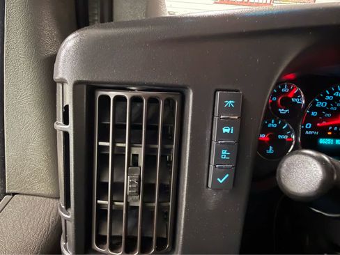 Used 2021 GMC Savana 2500 w/ Driver Convenience Package RWD image 13