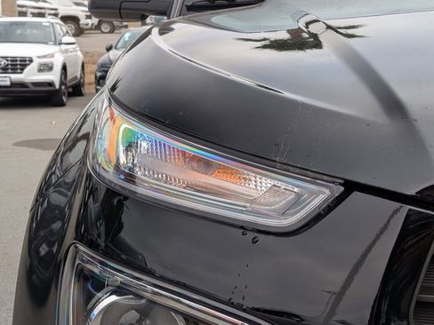 New 2025 Hyundai Venue SEL image 6